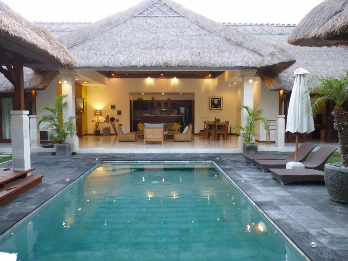 Beautiful Villa Indah เซมินยัค ภายนอก รูปภาพ